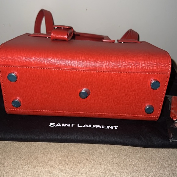 Saint Laurent YSL - Picture 6 of 13